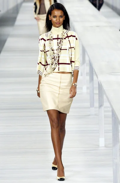 Look 32